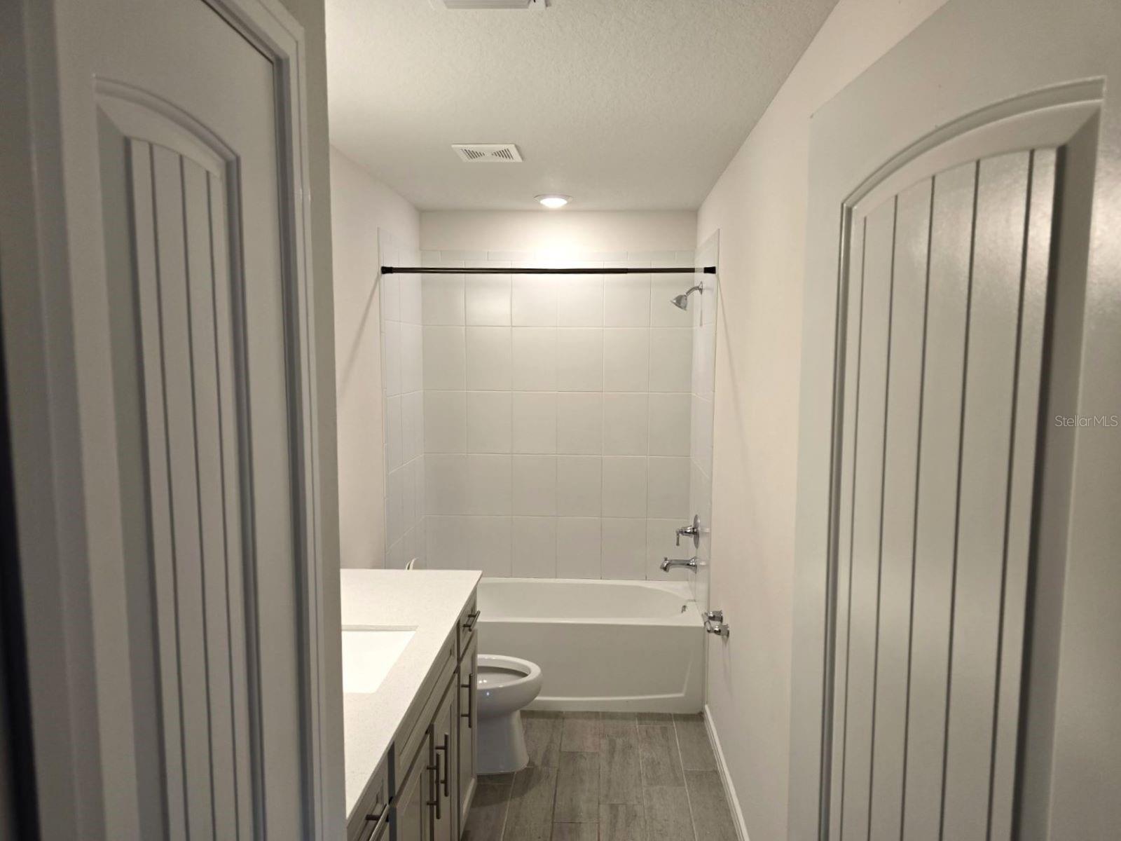 Image 23 of 31 For 36851 Highland Meadows Court