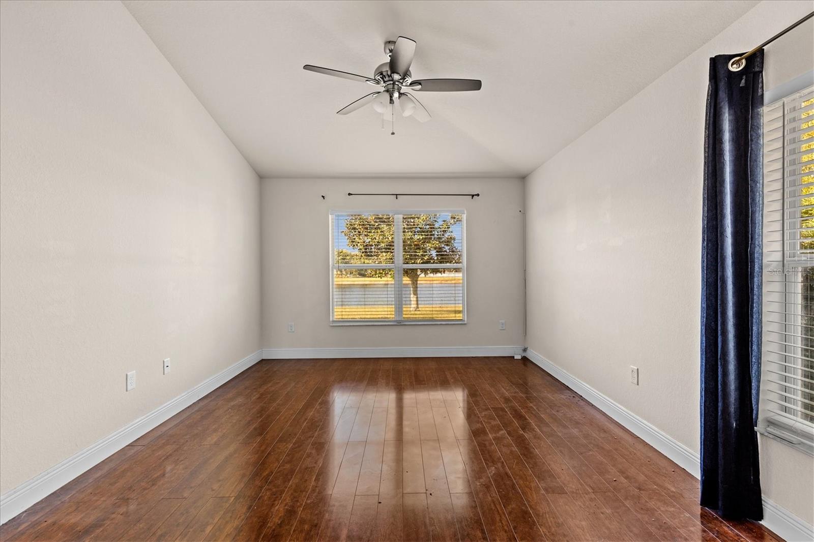 Image 19 of 57 For 10827 Standing Stone Drive