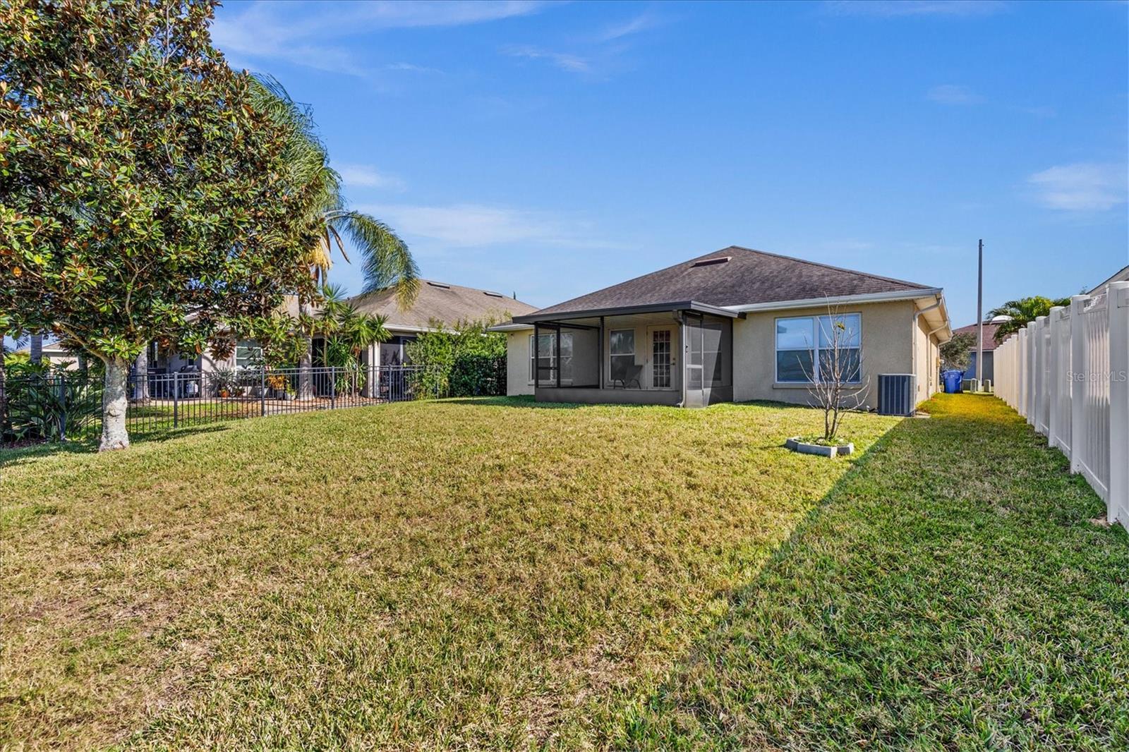 Image 39 of 57 For 10827 Standing Stone Drive