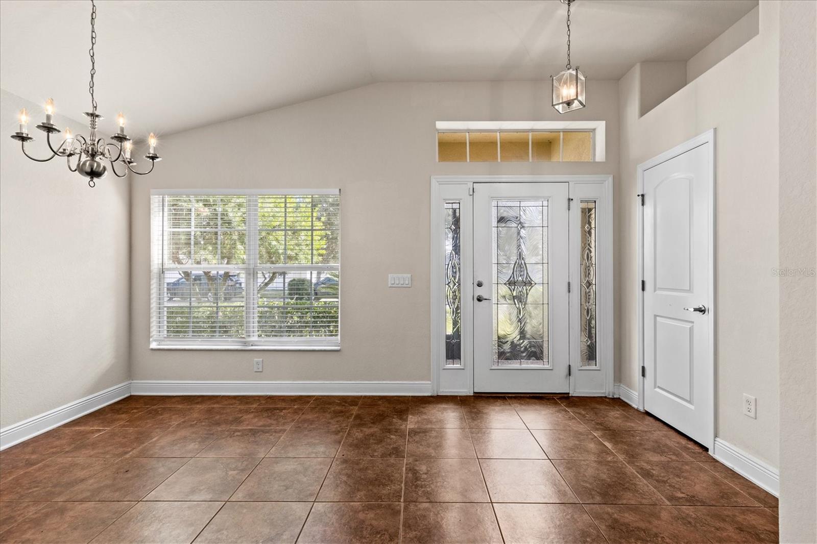 Image 7 of 57 For 10827 Standing Stone Drive