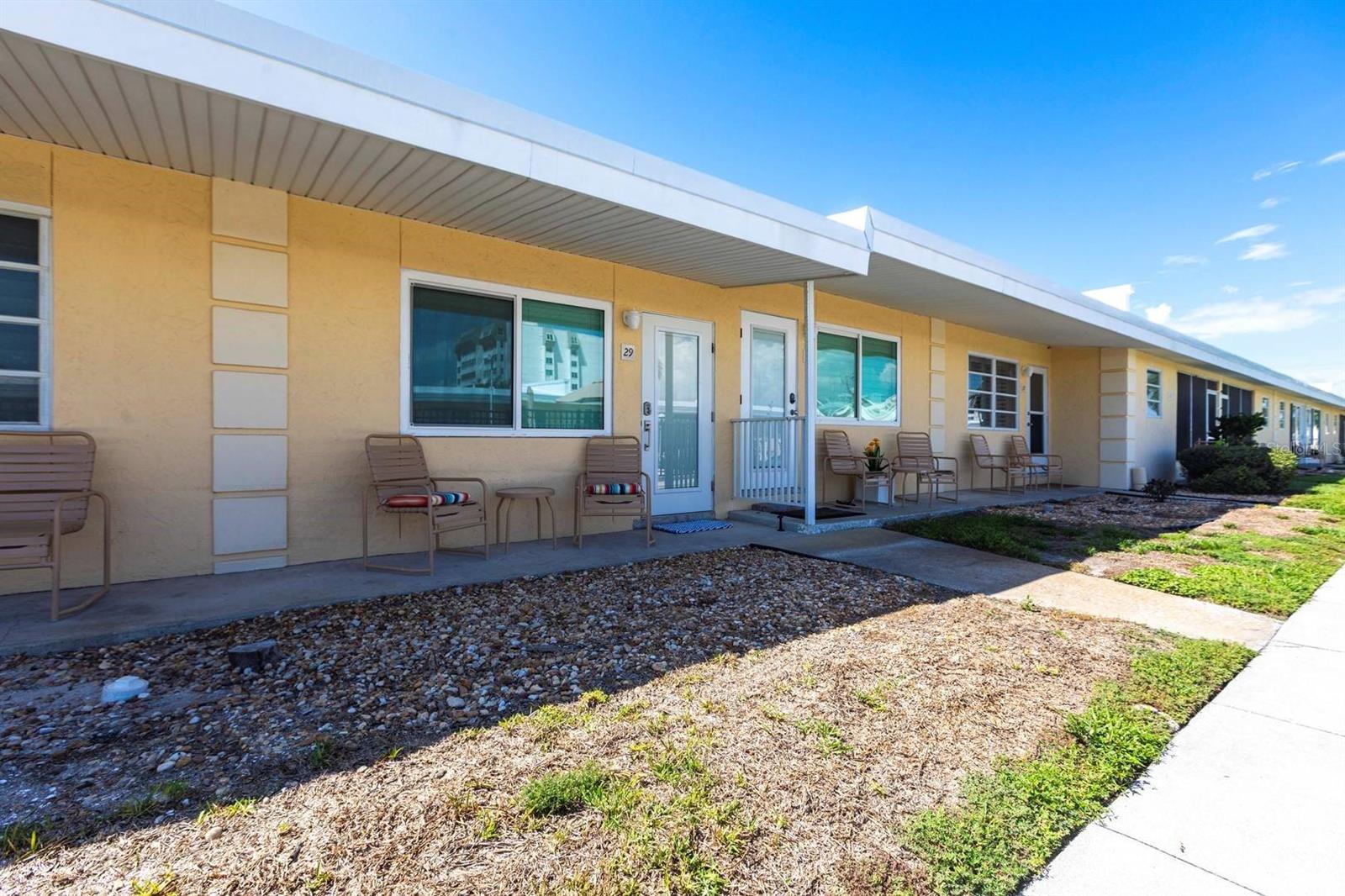 Image 8 of 19 For 6006 Midnight Pass Road 29