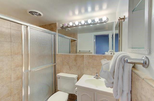 Image 8 of 22 For 6006 Midnight Pass Road 64