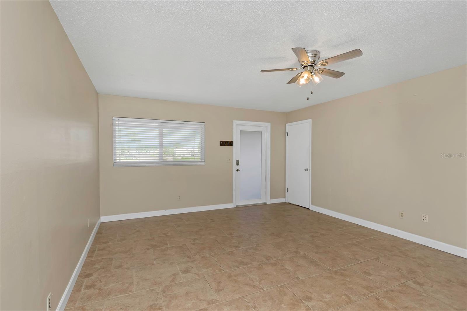 Image 17 of 47 For 6842 62nd Avenue N