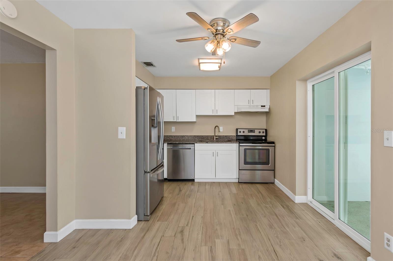 Image 18 of 47 For 6842 62nd Avenue N