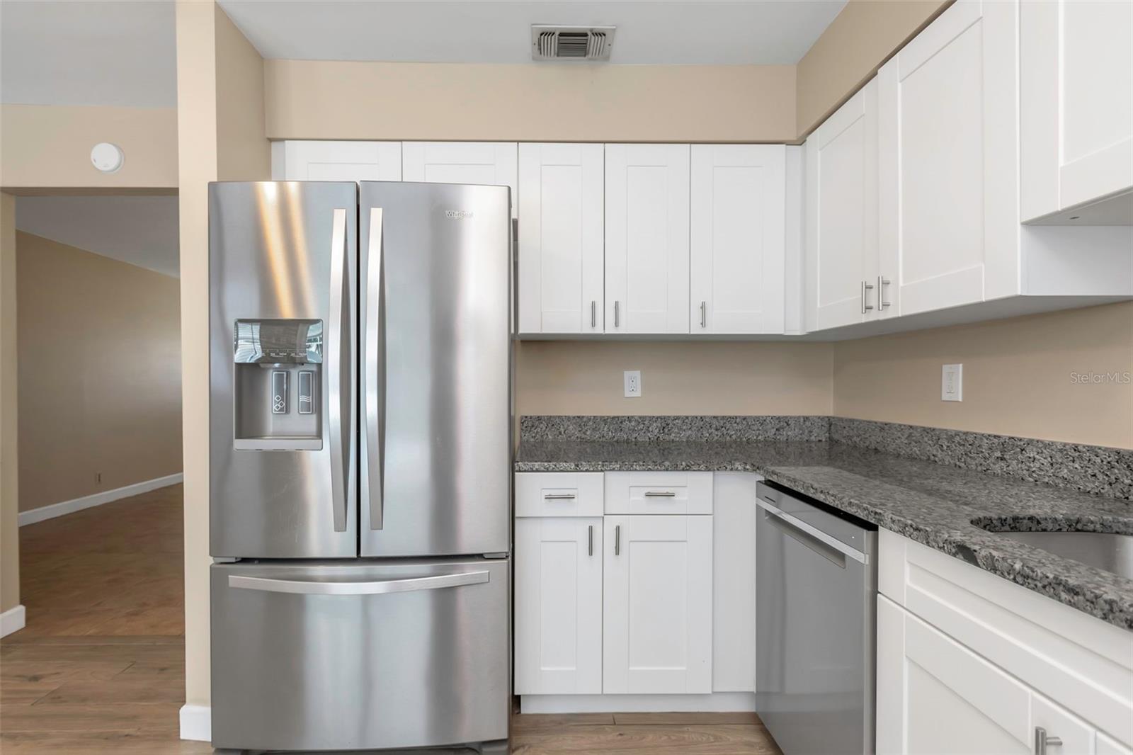 Image 23 of 47 For 6842 62nd Avenue N