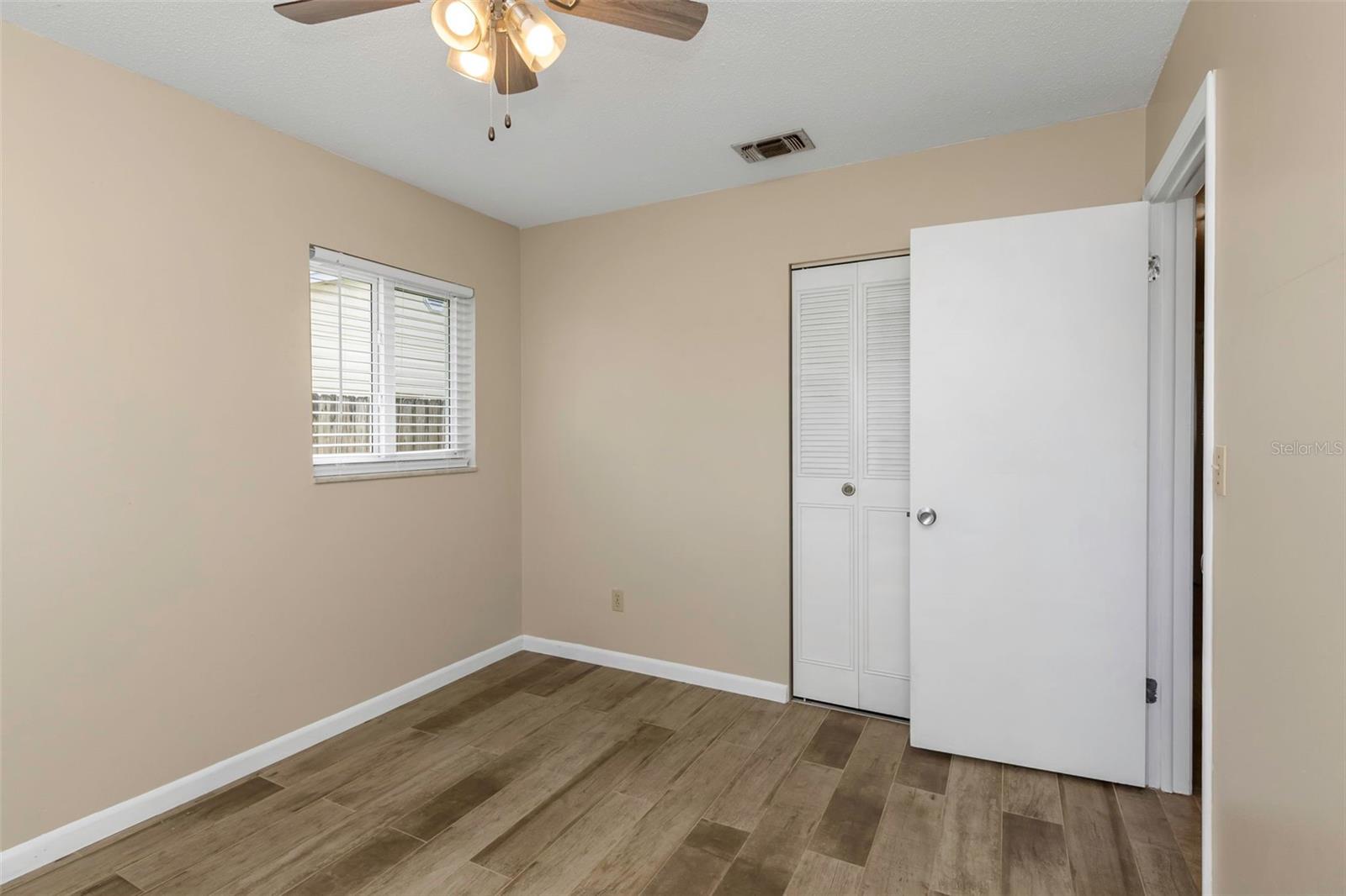 Image 32 of 47 For 6842 62nd Avenue N