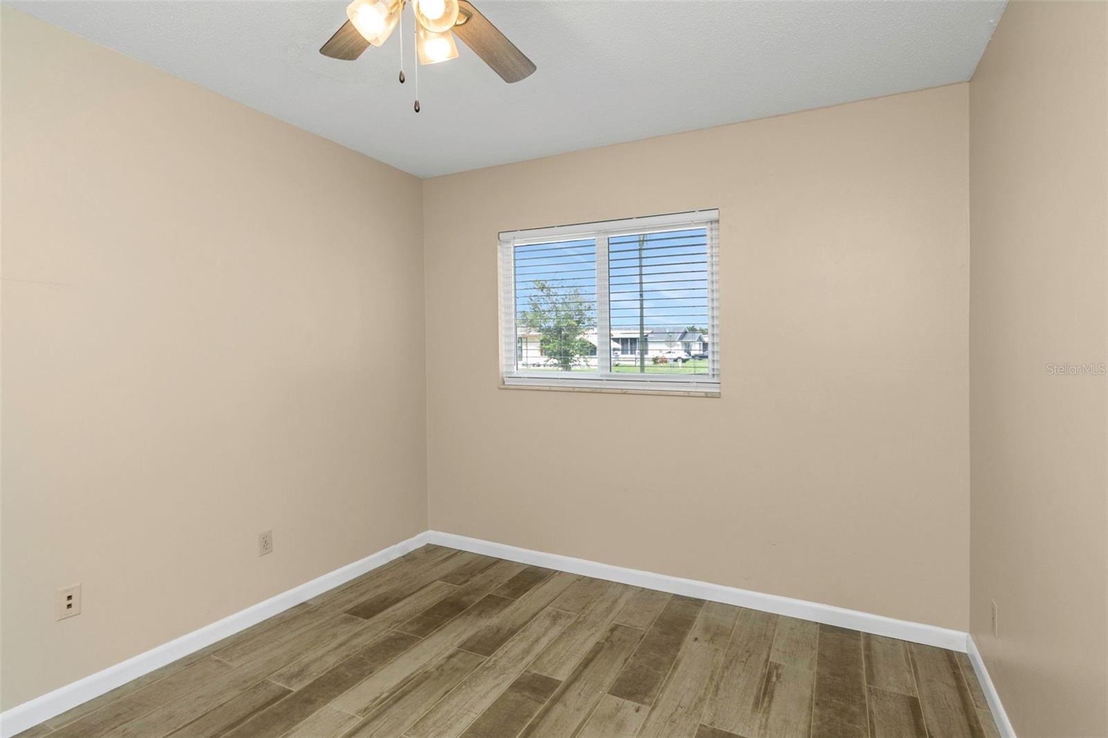 Image 34 of 47 For 6842 62nd Avenue N