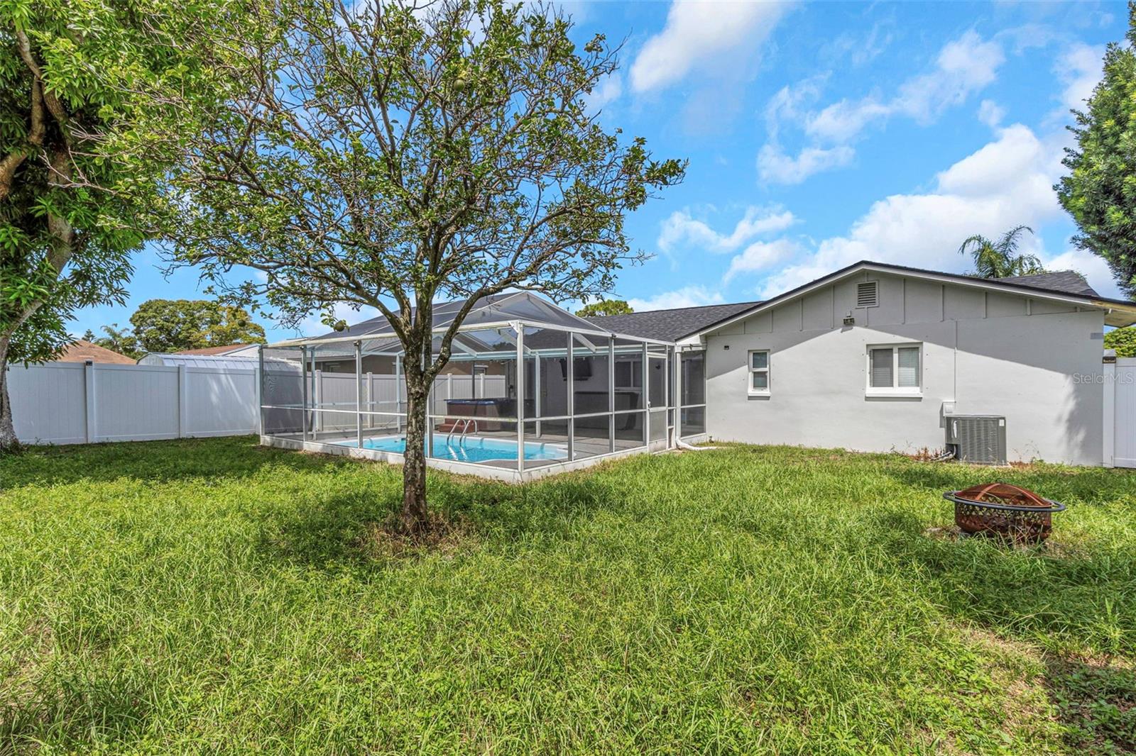 Image 9 of 47 For 6842 62nd Avenue N