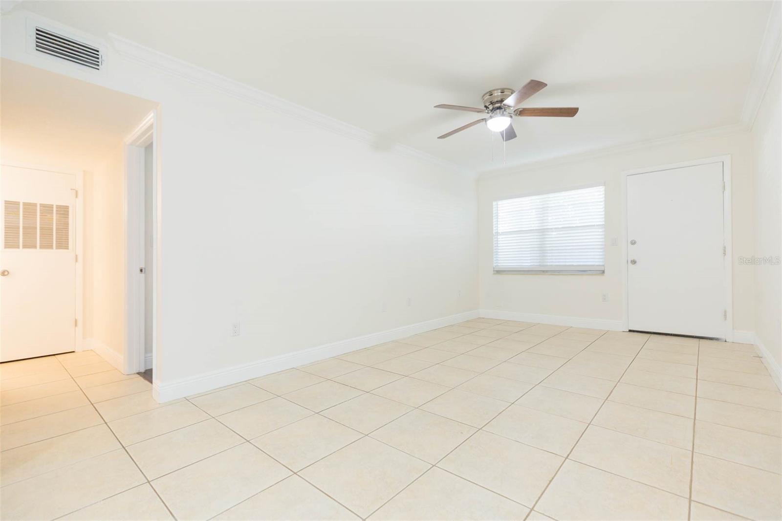 Image 6 of 26 For 5221 Bayshore Boulevard 10