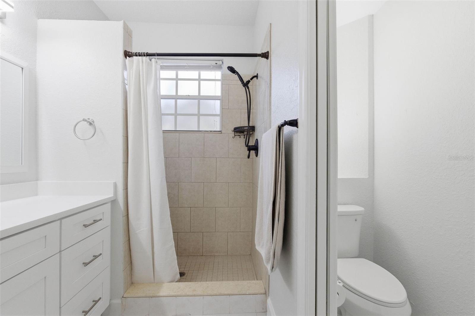 Image 19 of 33 For 5346 Neil Drive