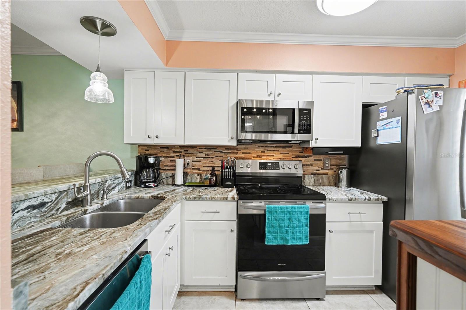 Image 12 of 30 For 4821 Myrtle Oak Drive 12