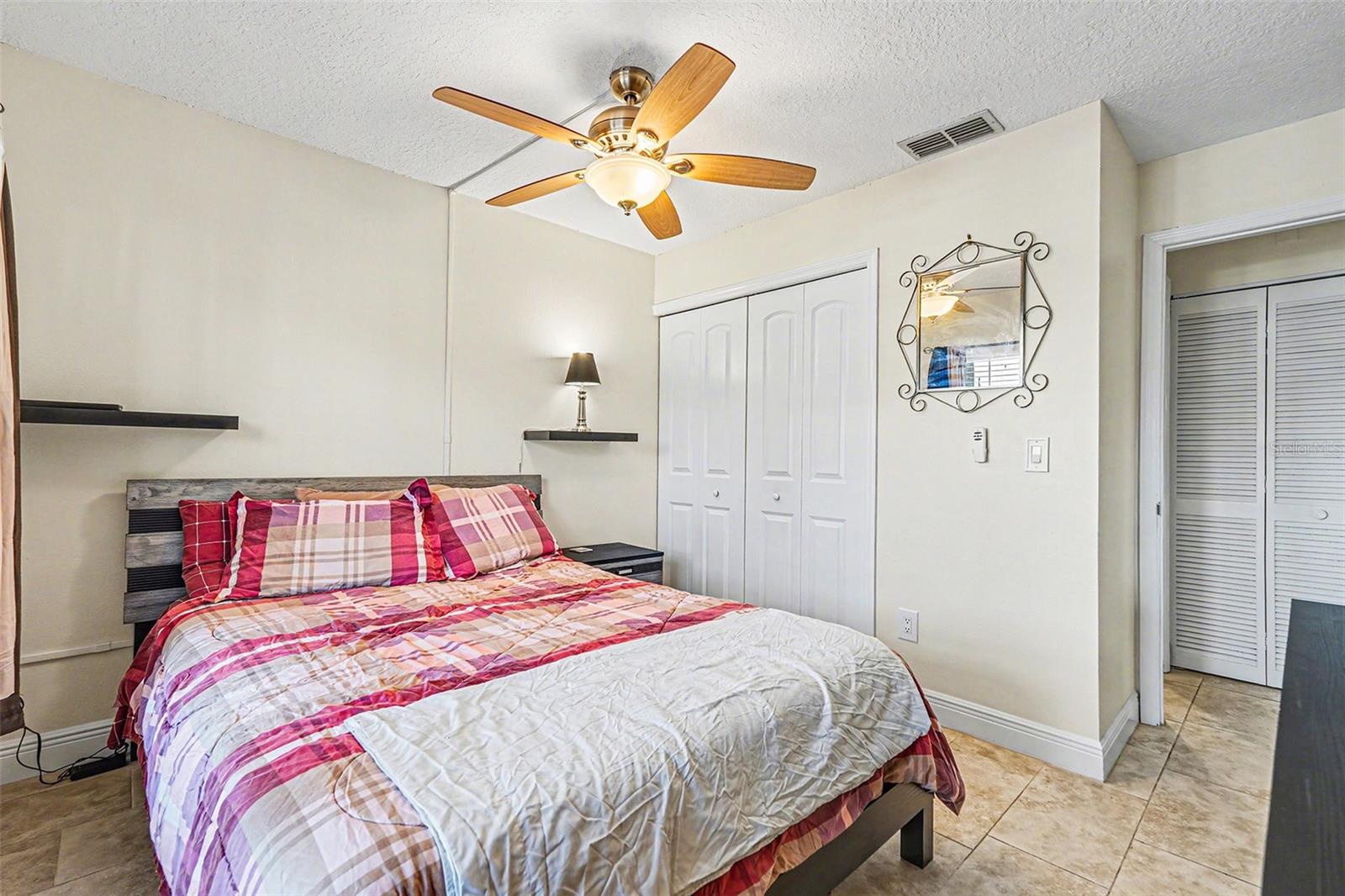 Image 22 of 30 For 4821 Myrtle Oak Drive 12