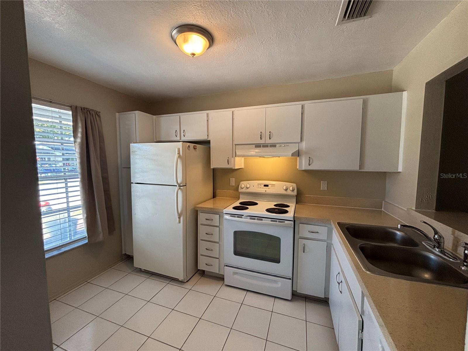 Image 8 of 22 For 2850 Westmoreland Court