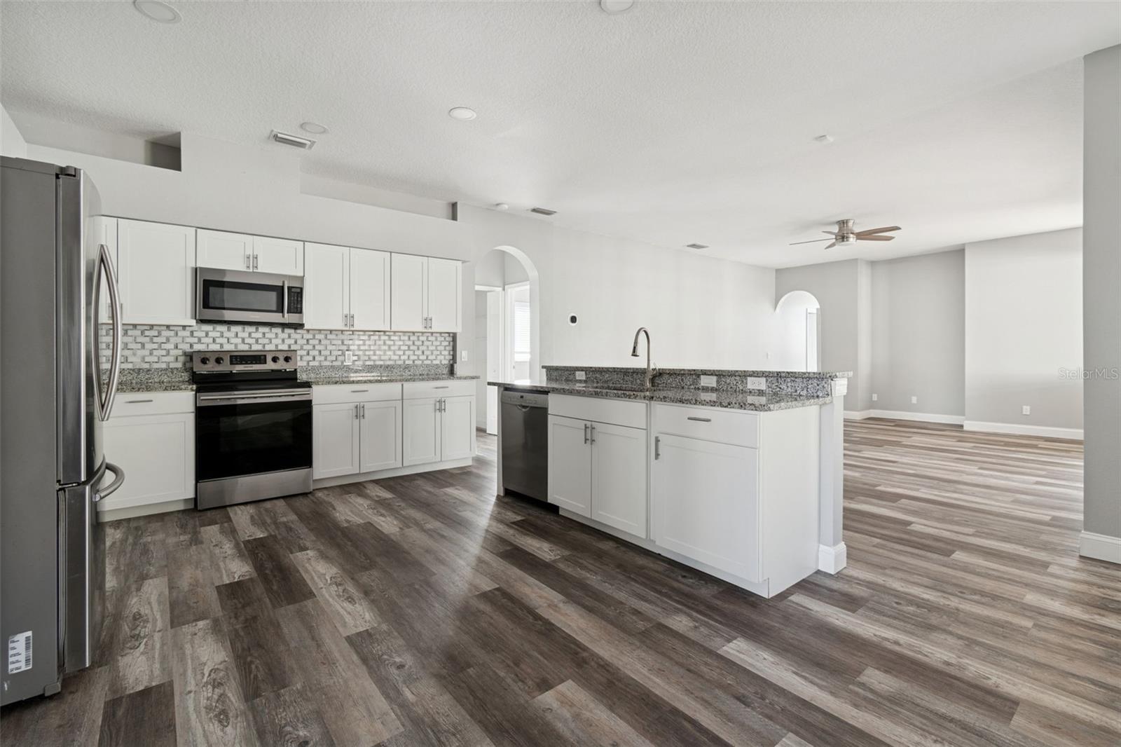 Image 33 of 83 For 12003 Pennfield Place