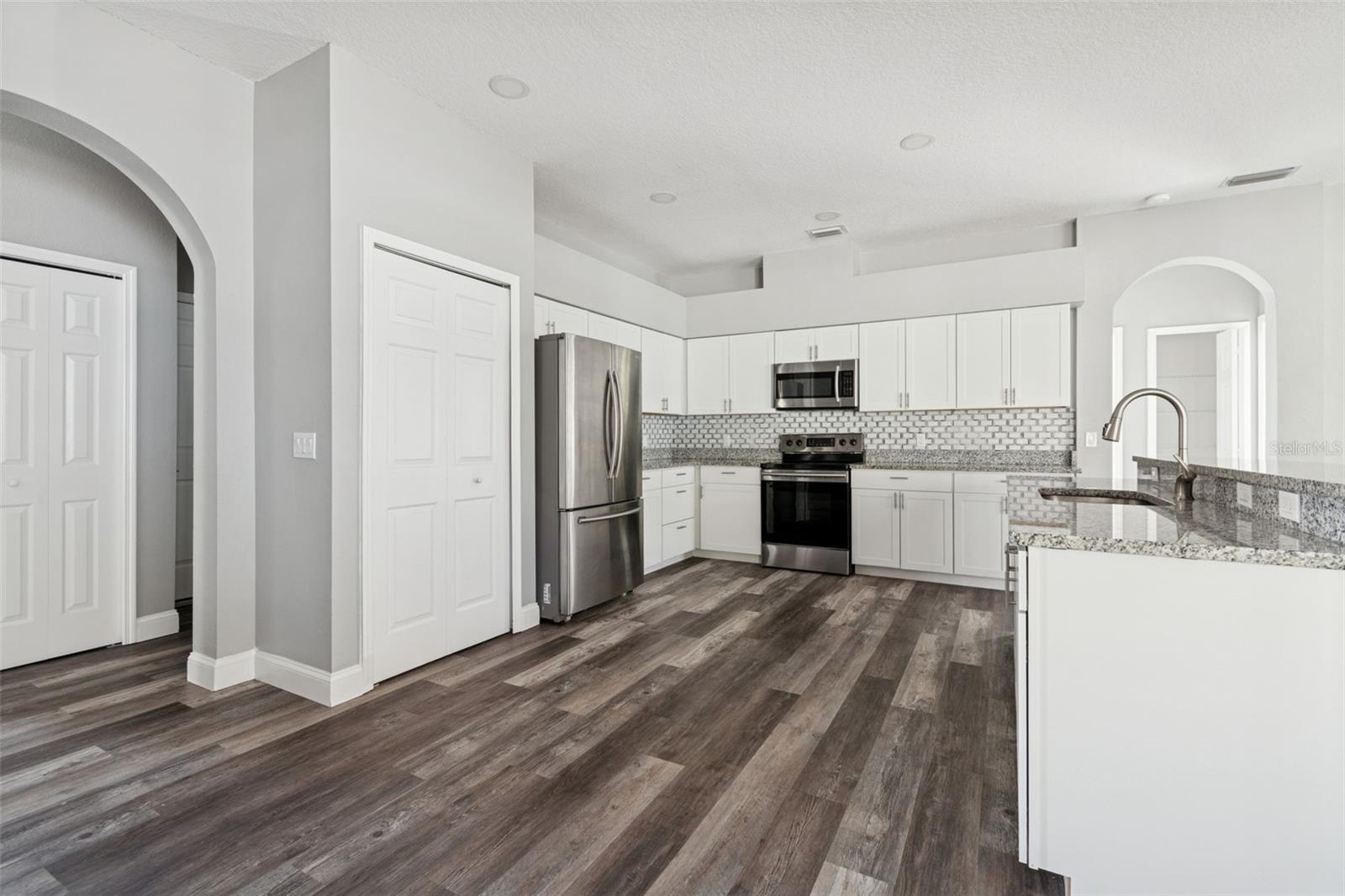 Image 34 of 83 For 12003 Pennfield Place