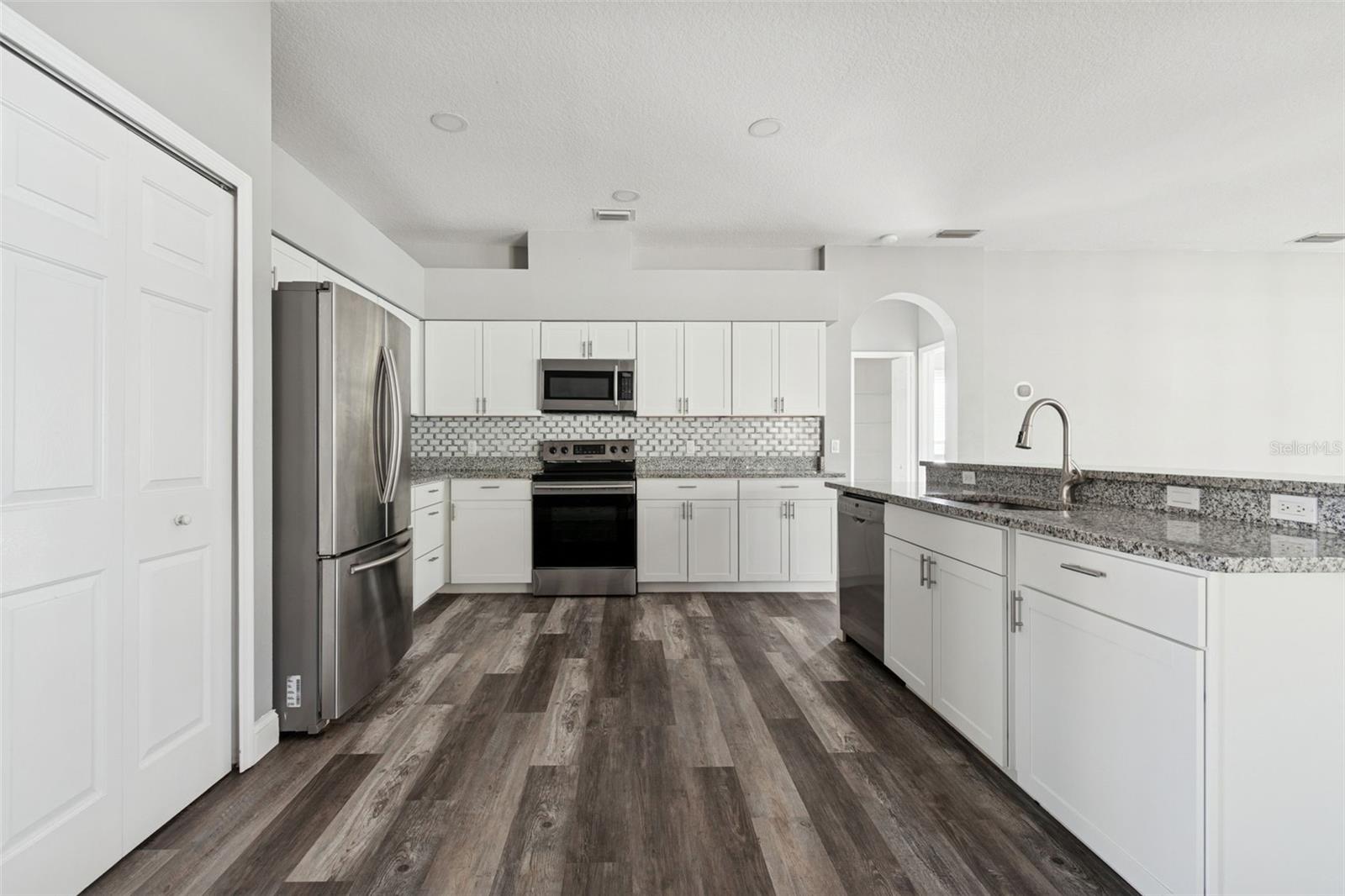 Image 36 of 83 For 12003 Pennfield Place