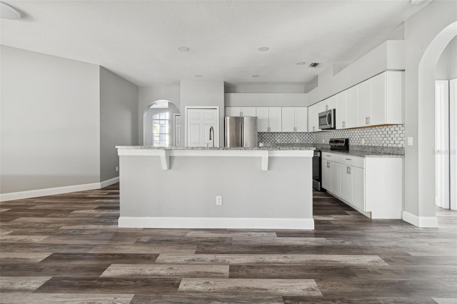 Image 41 of 83 For 12003 Pennfield Place