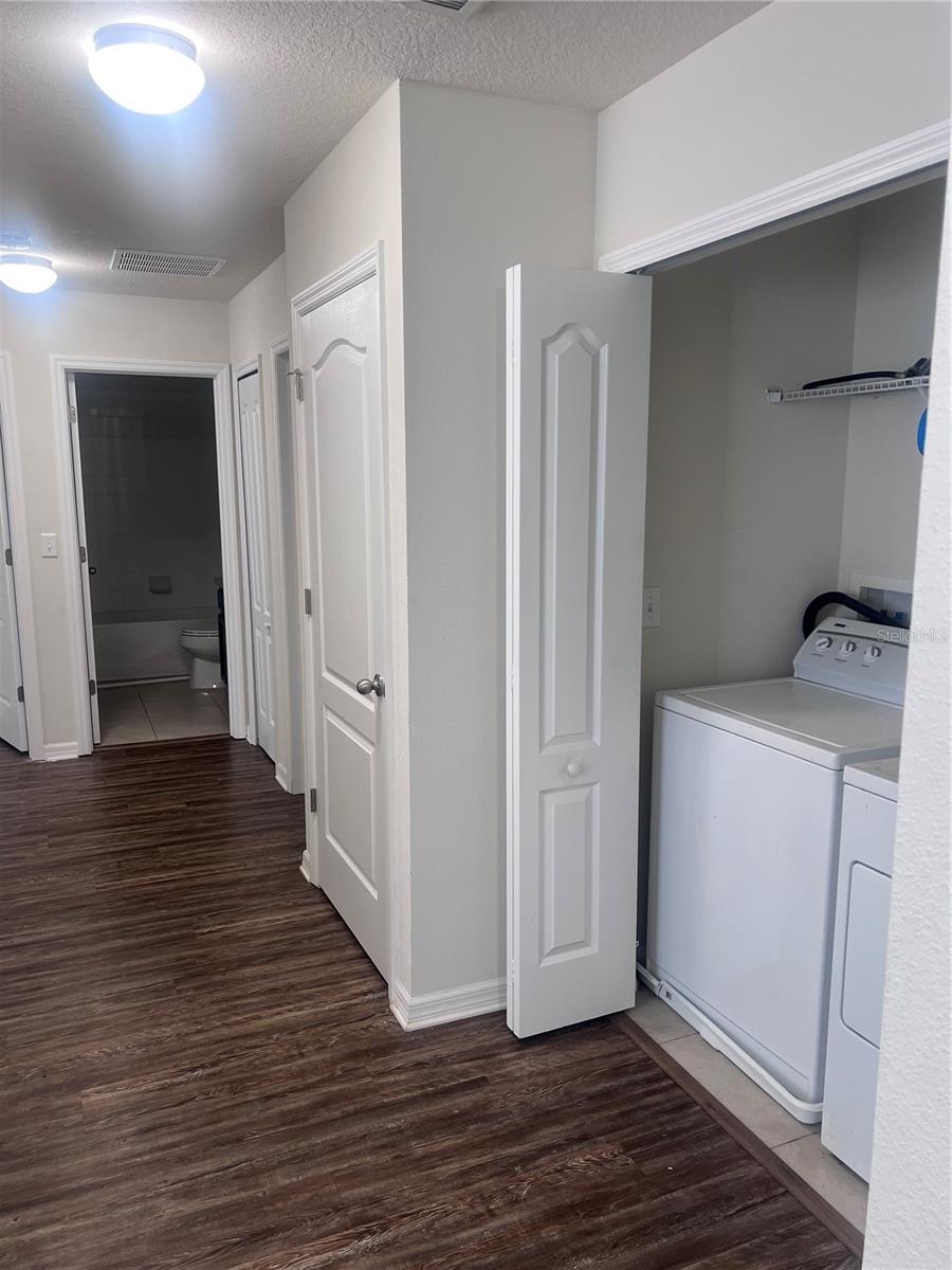 Image 10 of 16 For 14403 Dunrobin Drive