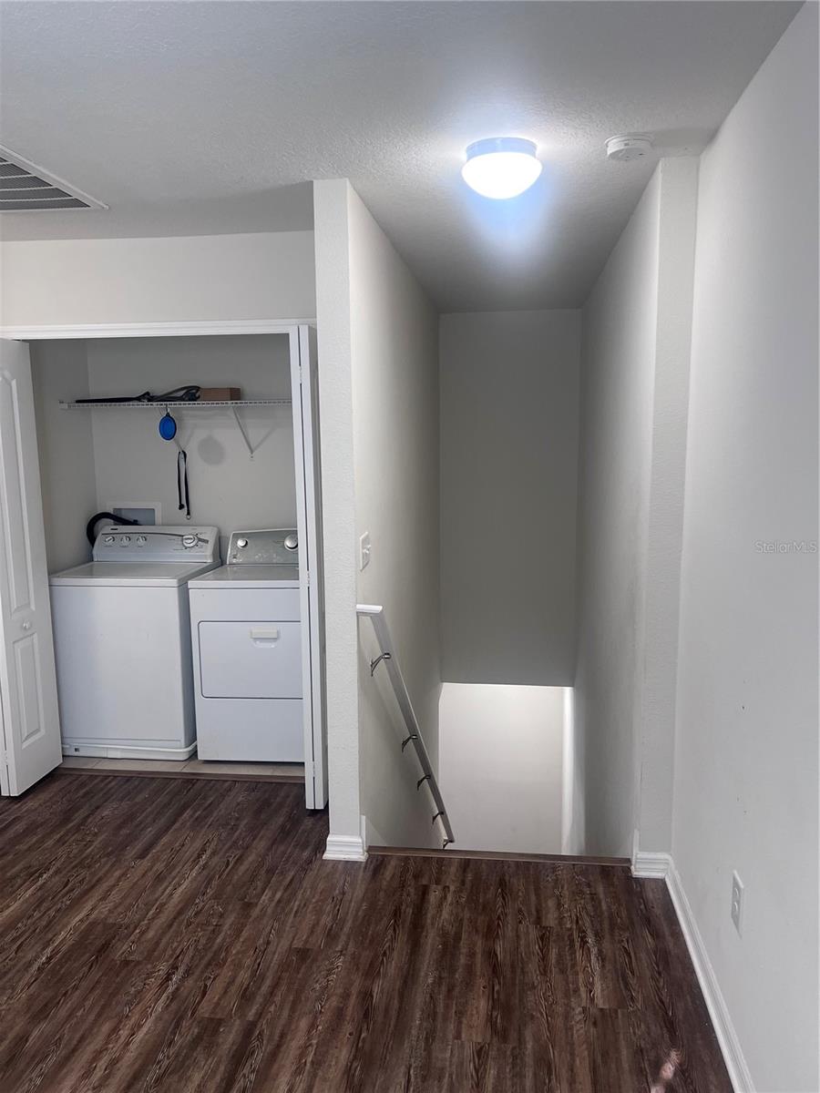 Image 12 of 16 For 14403 Dunrobin Drive