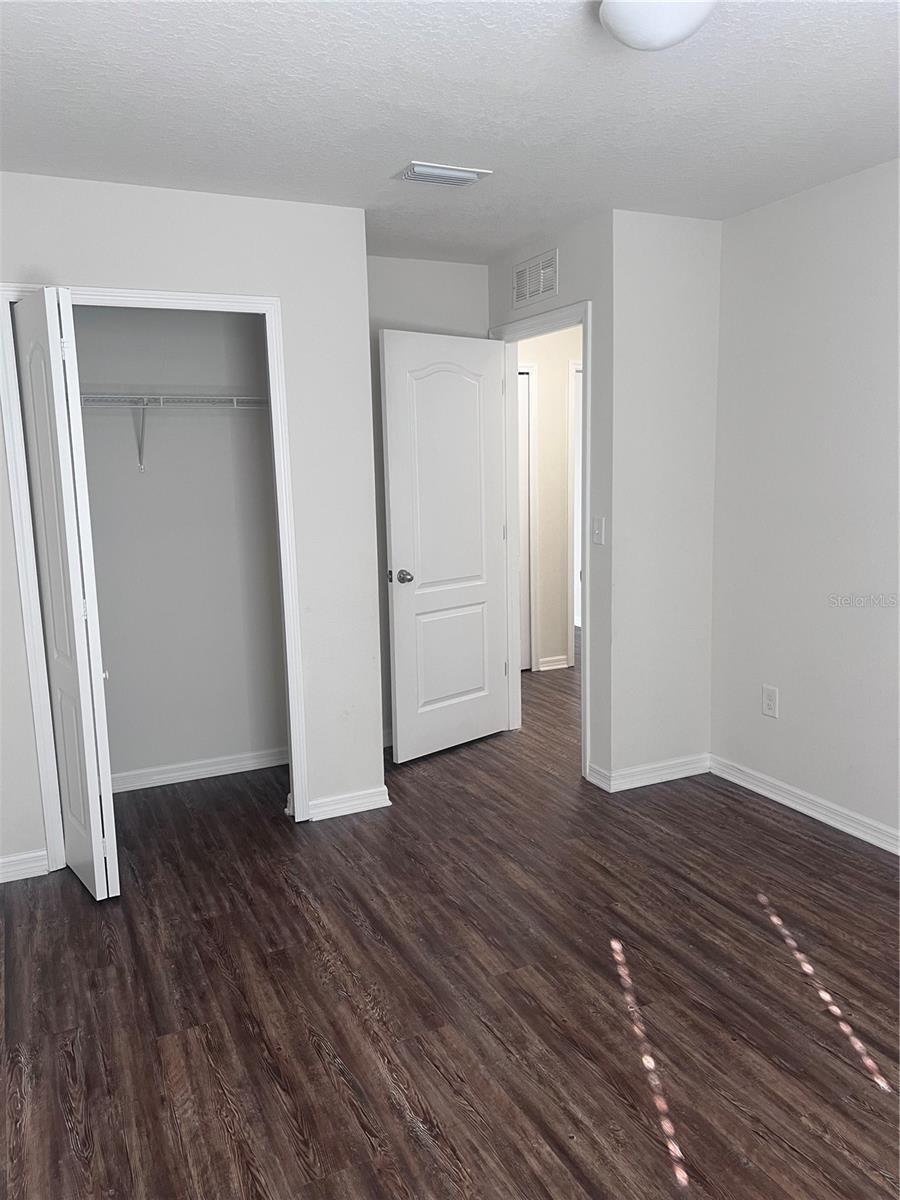 Image 14 of 16 For 14403 Dunrobin Drive