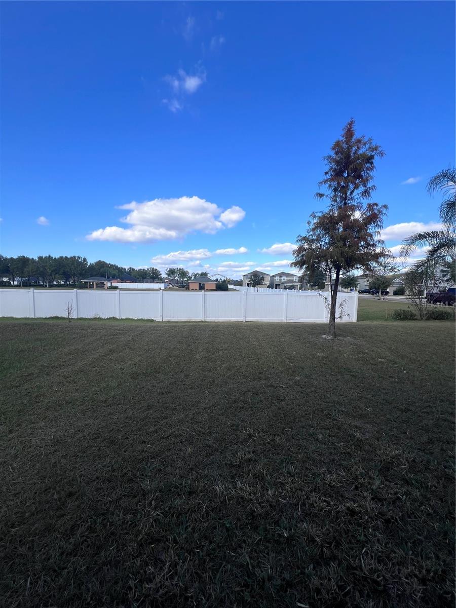 Image 16 of 16 For 14403 Dunrobin Drive