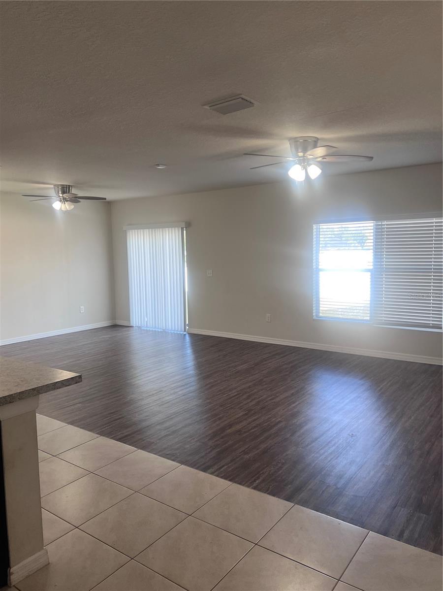 Image 6 of 16 For 14403 Dunrobin Drive