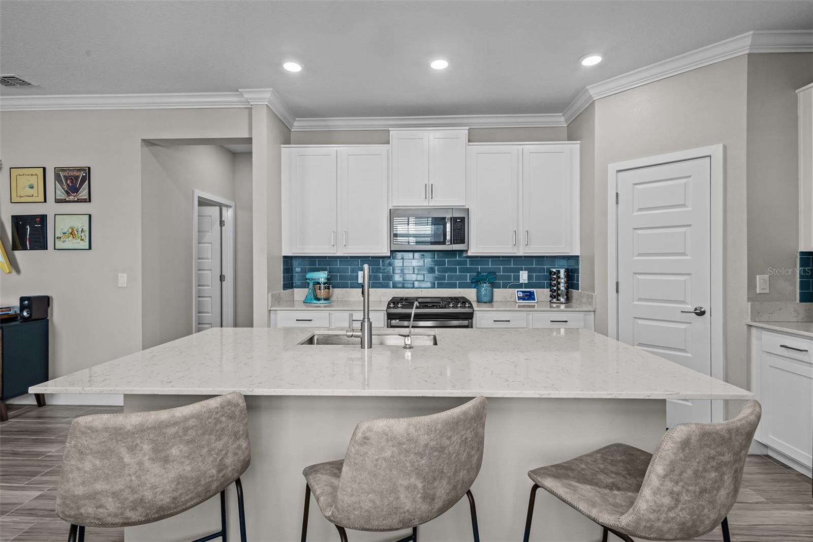 Image 12 of 52 For 17999 Fenders Way