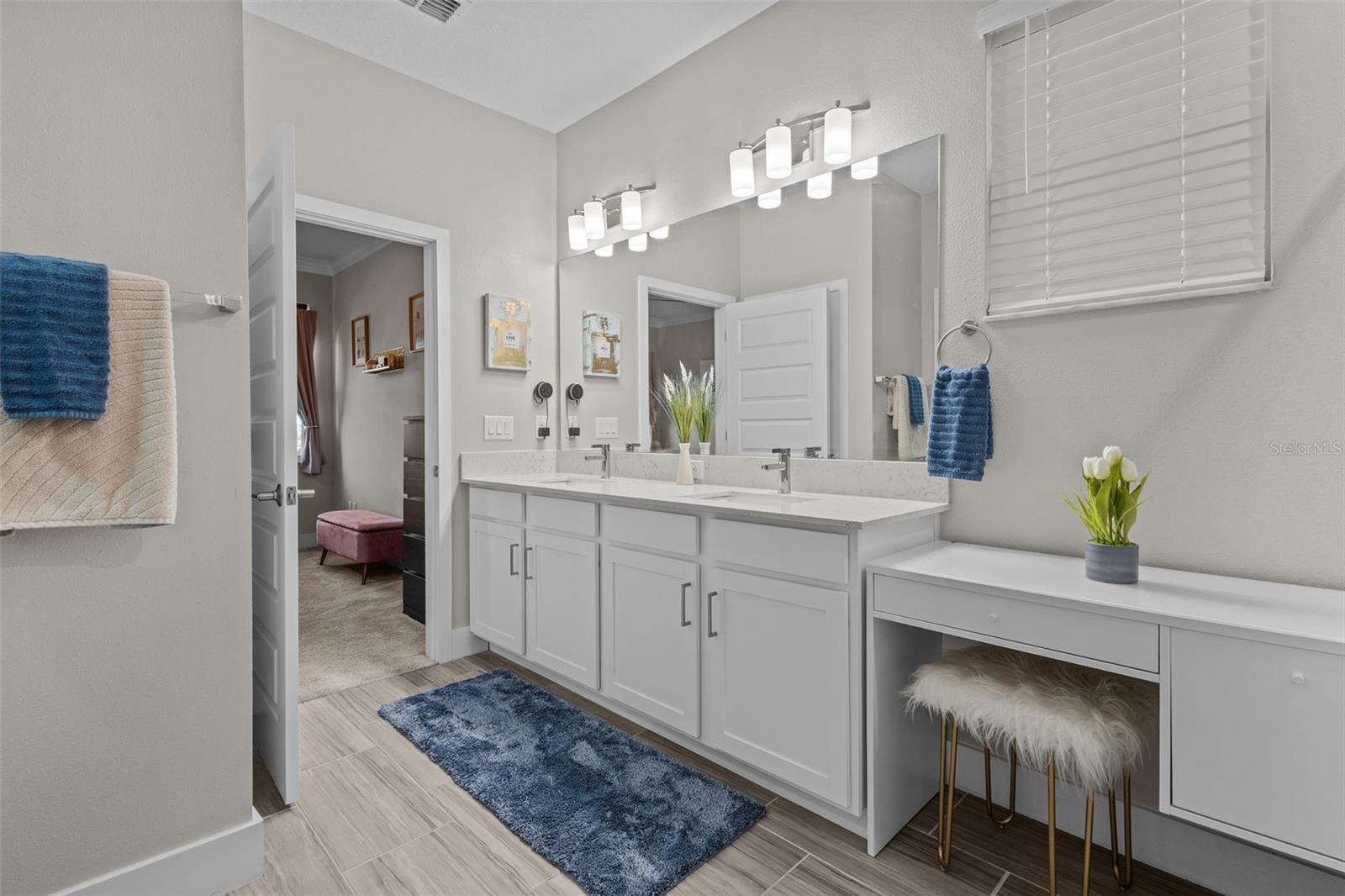 Image 19 of 52 For 17999 Fenders Way