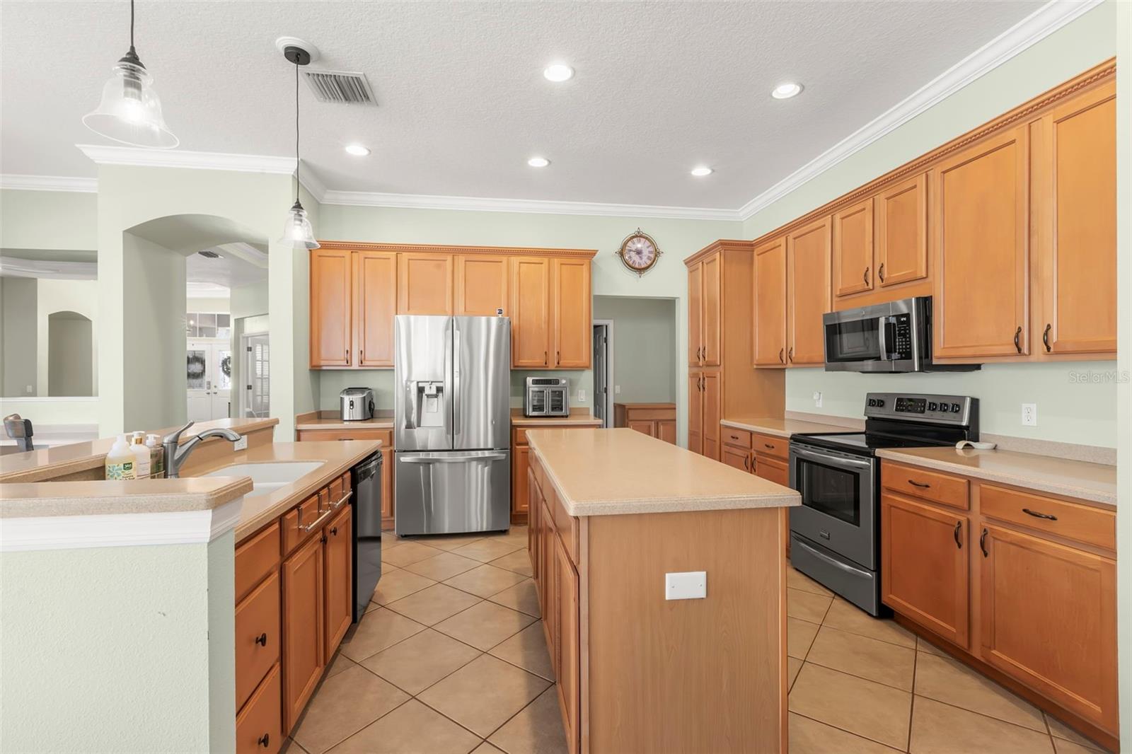 Image 16 of 70 For 15321 Vireoglen Lane