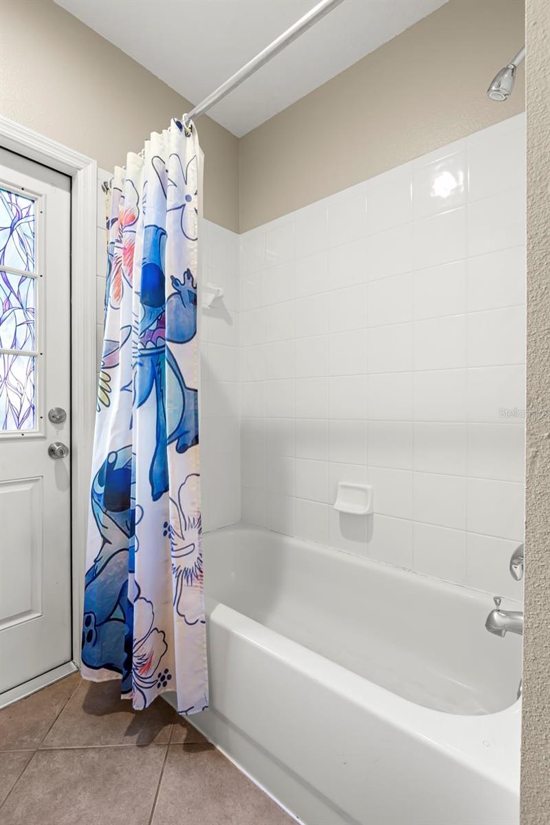 Image 44 of 70 For 15321 Vireoglen Lane