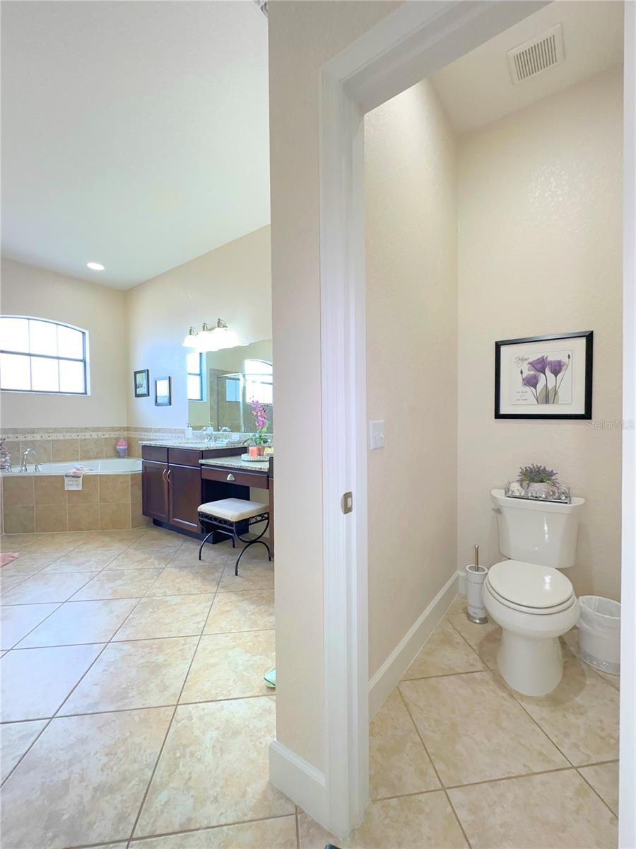 Image 25 of 51 For 166 Marylee Lane