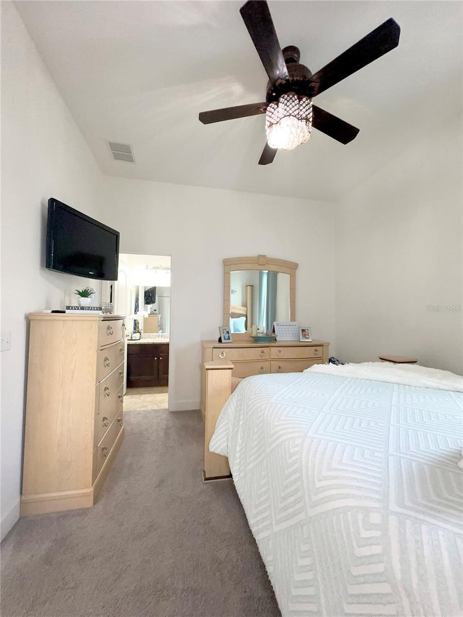 Image 33 of 51 For 166 Marylee Lane