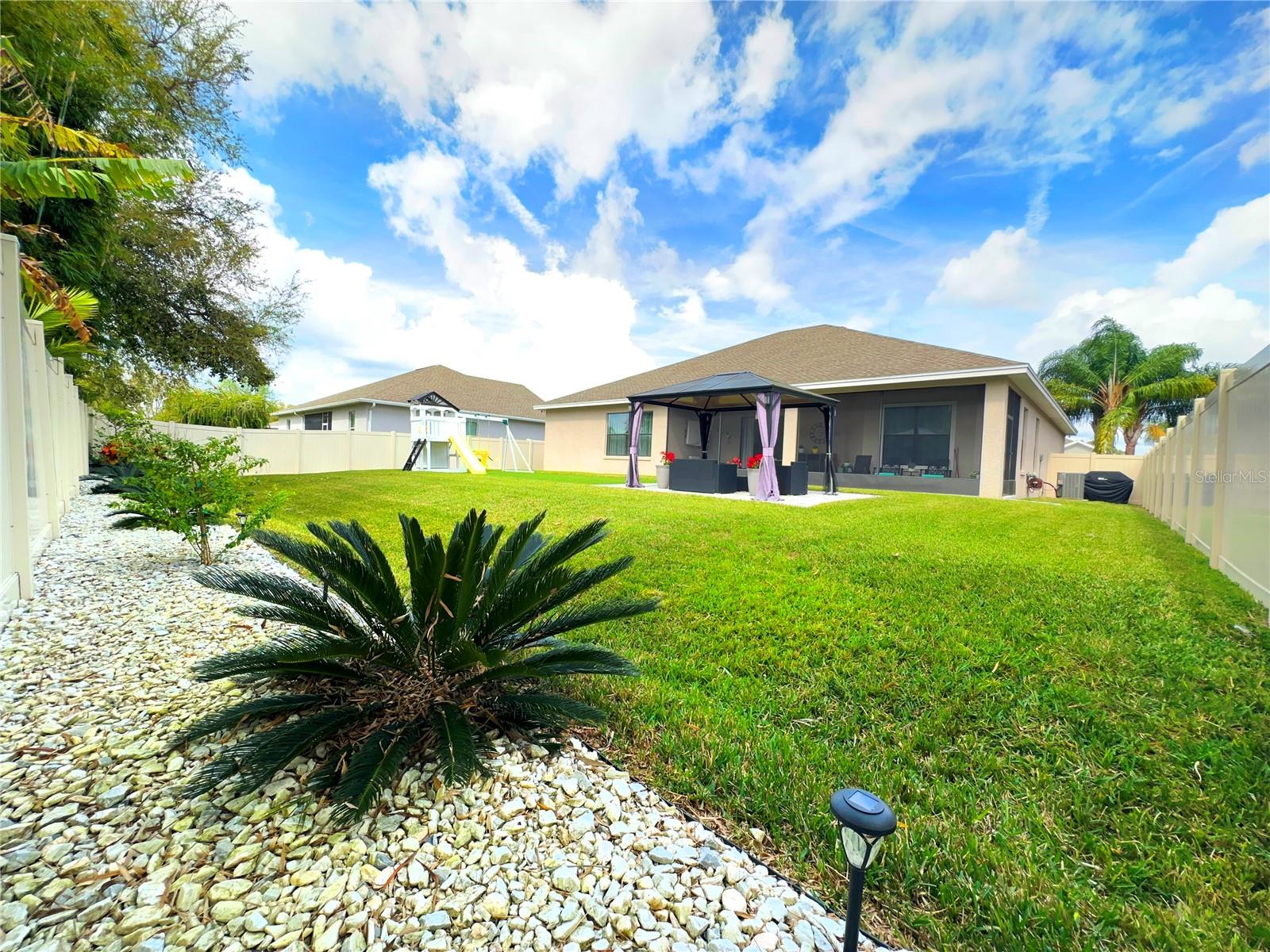 Image 39 of 51 For 166 Marylee Lane