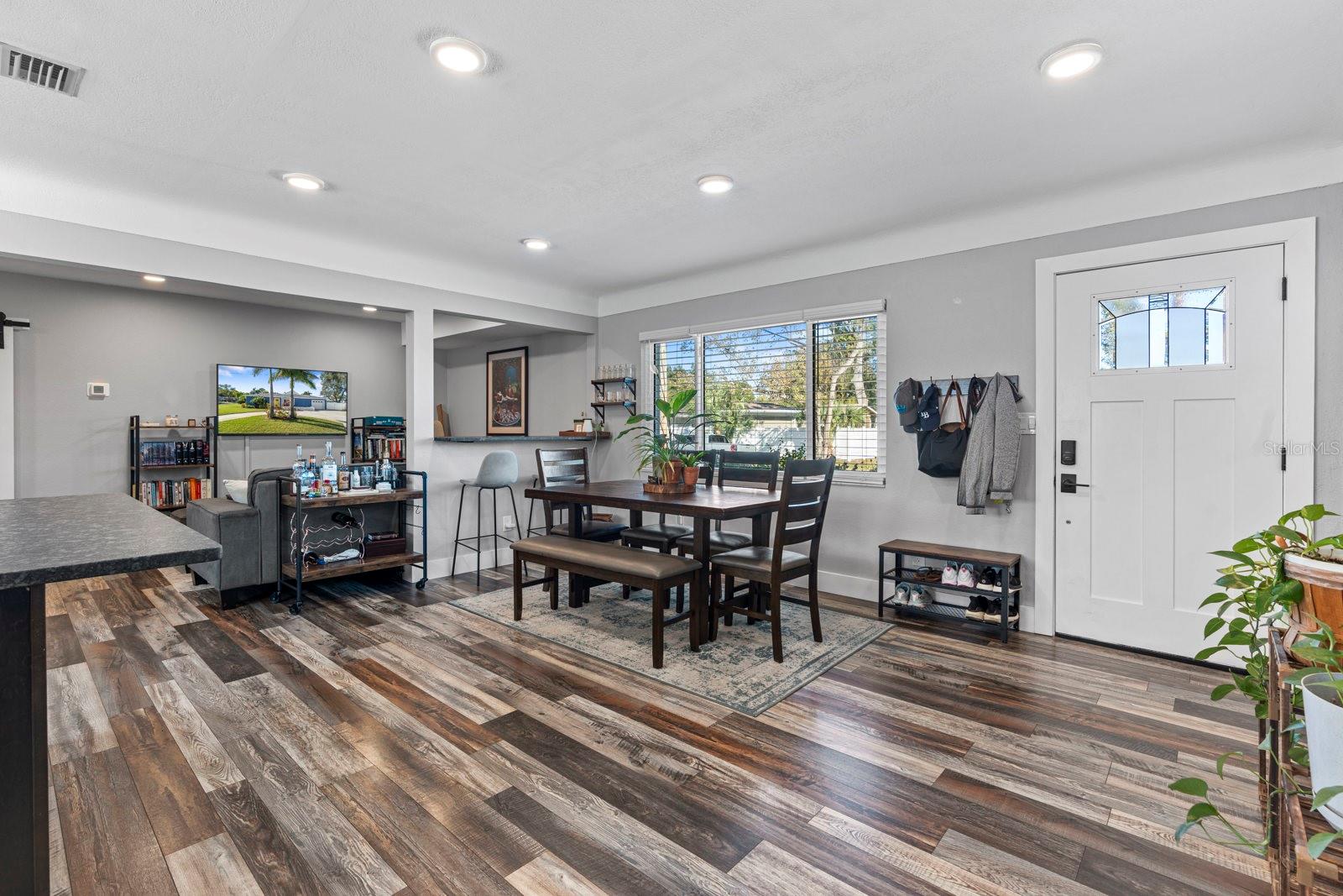 Image 13 of 52 For 2460 43rd Street N