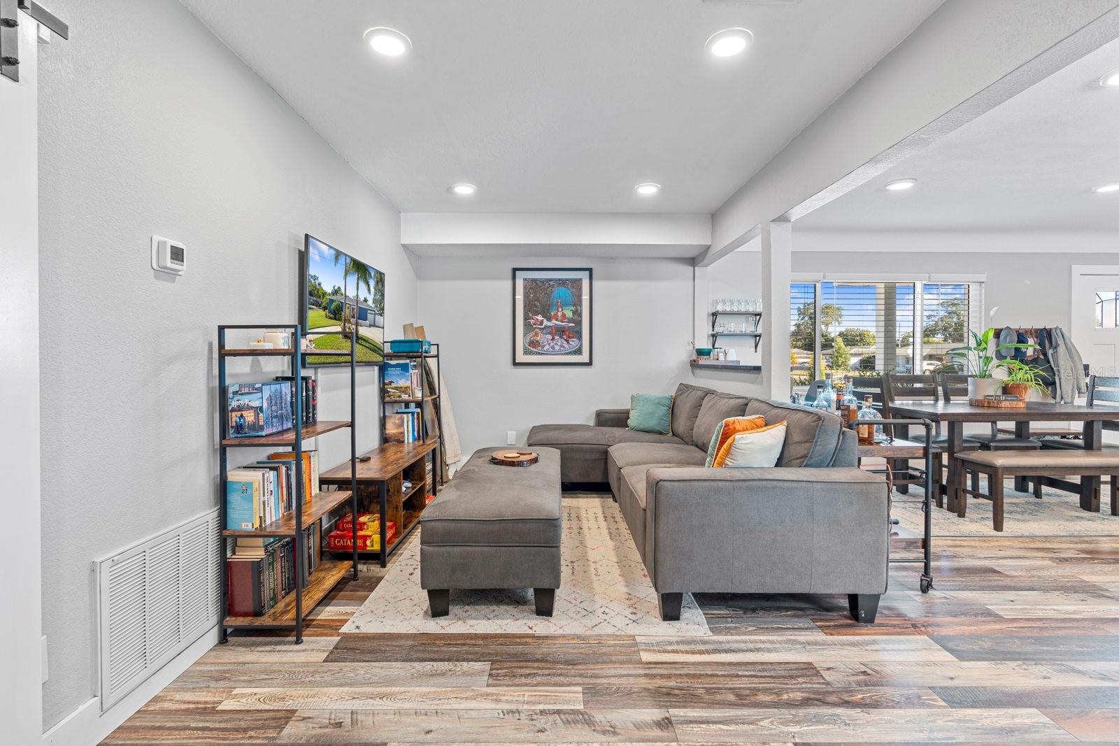 Image 24 of 52 For 2460 43rd Street N