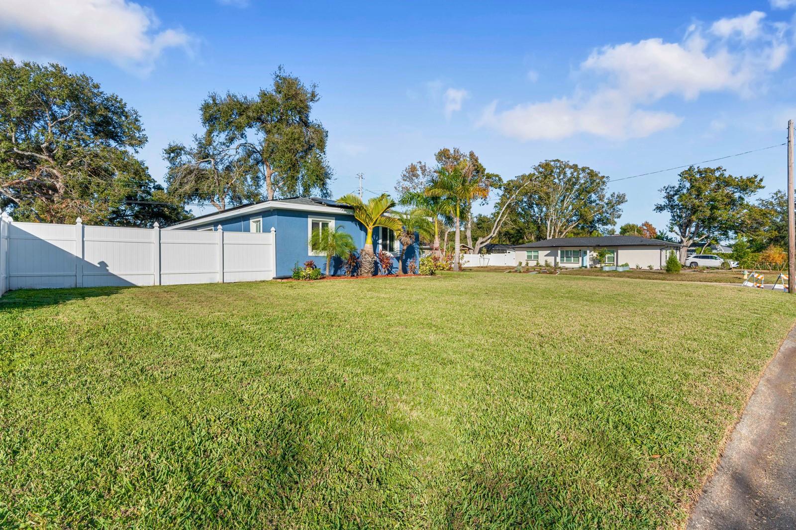 Image 42 of 52 For 2460 43rd Street N