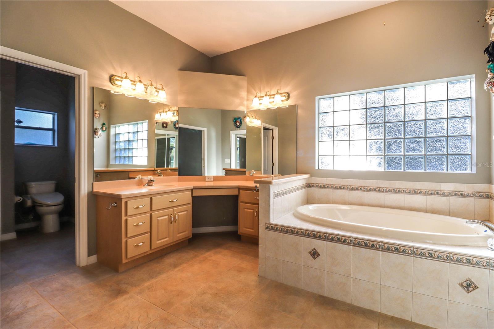 Image 33 of 85 For 20600 Moreland Drive