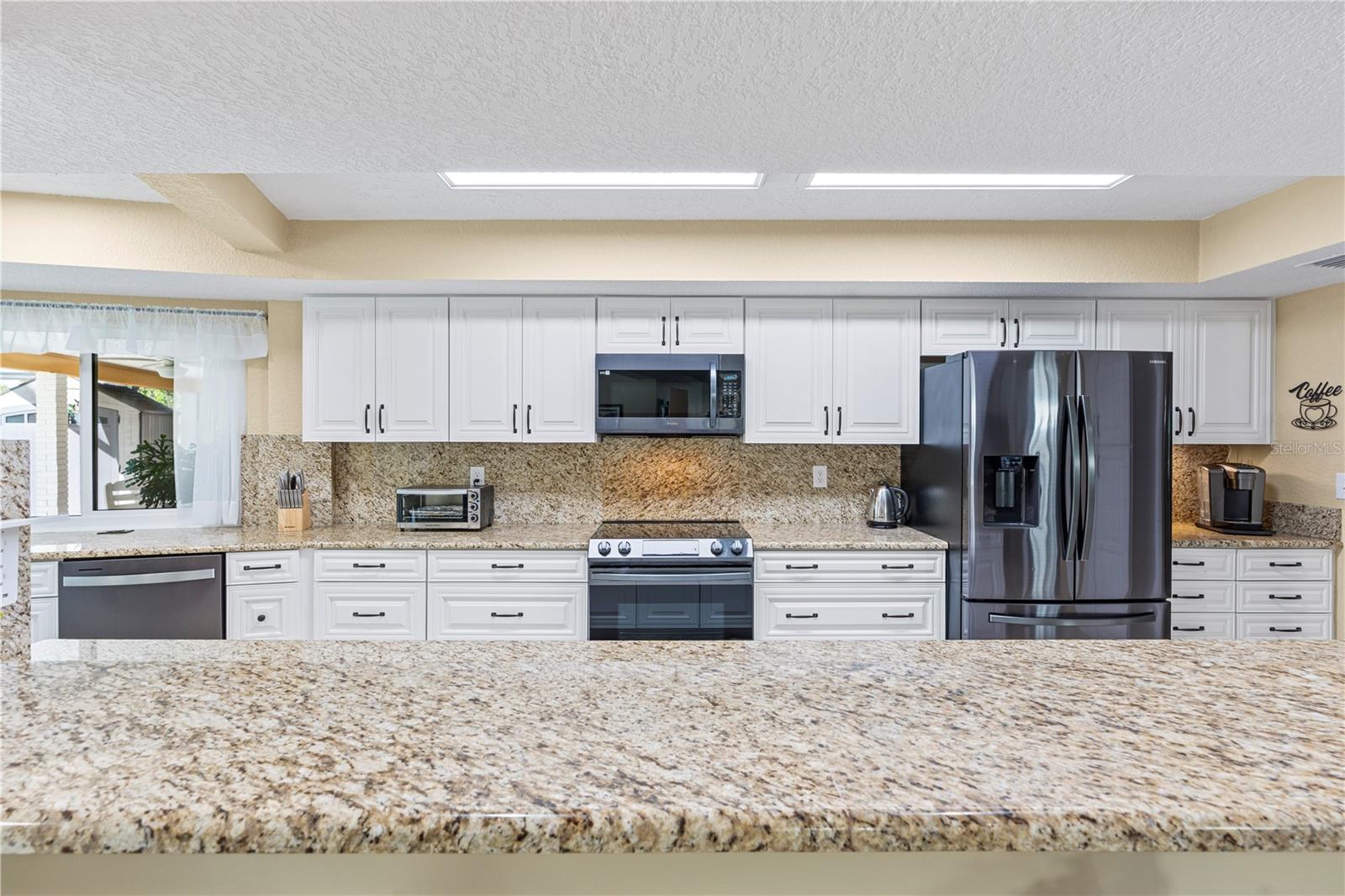 Image 22 of 80 For 1905 Country Club Court