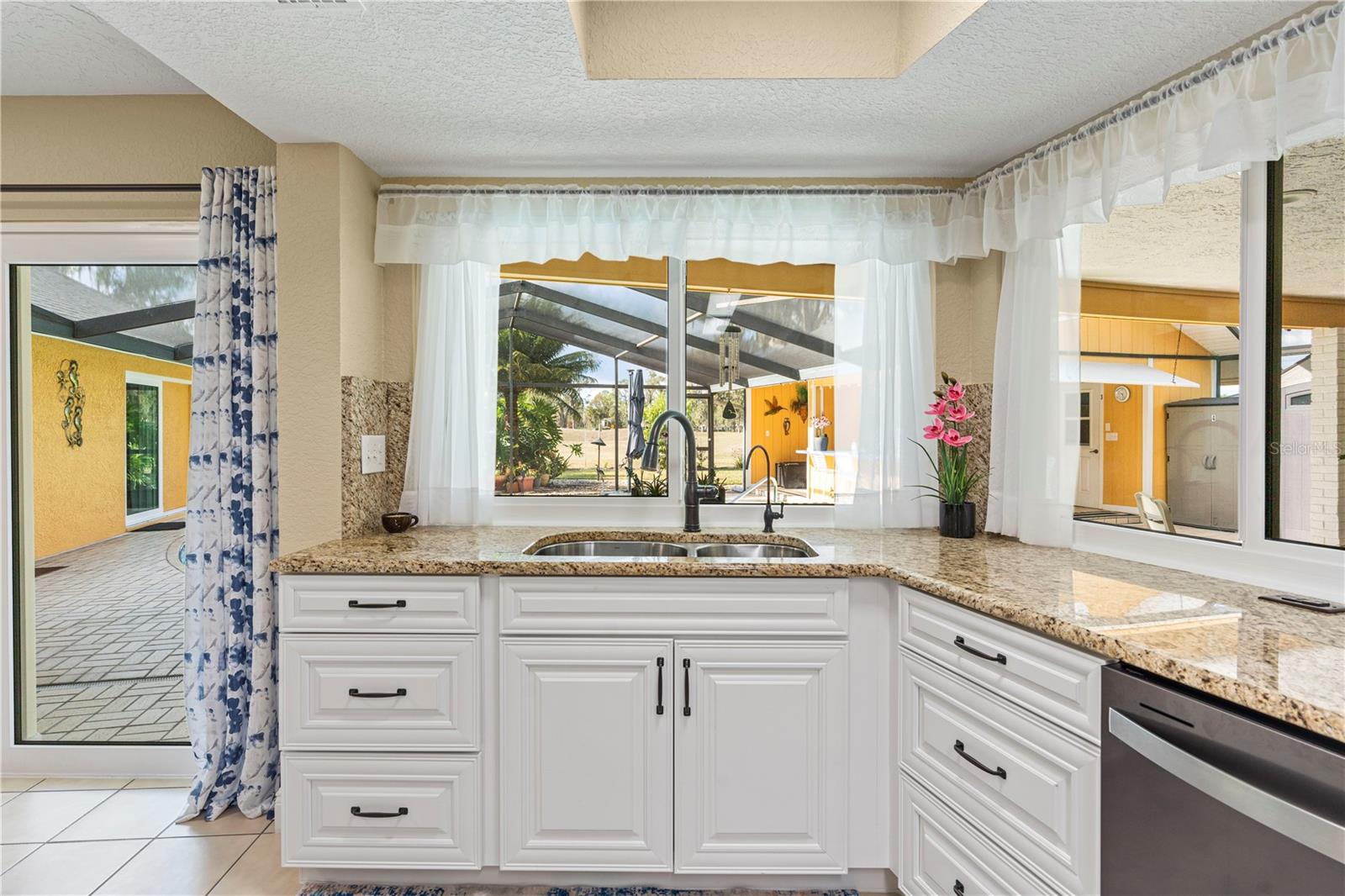 Image 23 of 80 For 1905 Country Club Court