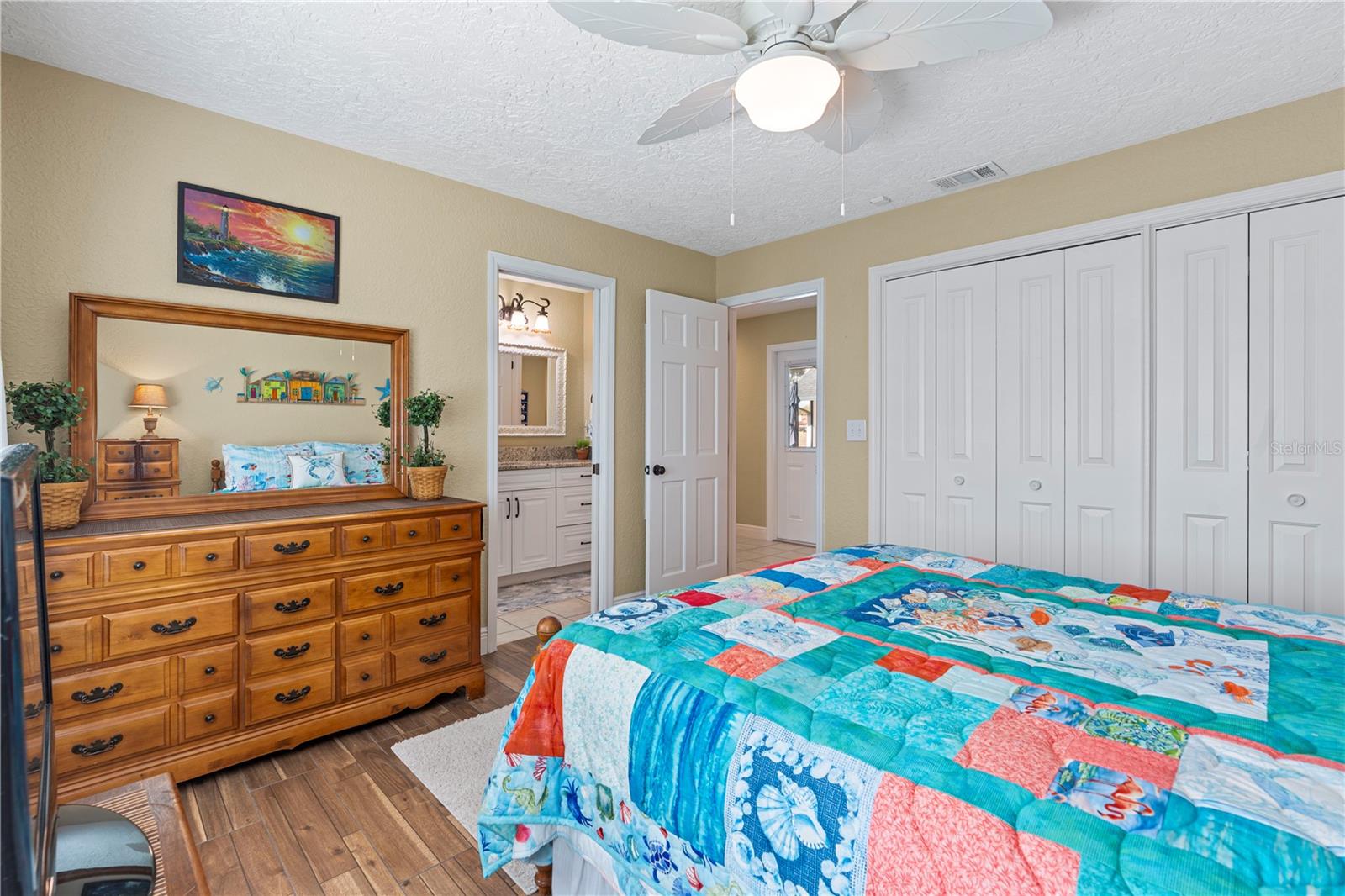 Image 27 of 80 For 1905 Country Club Court