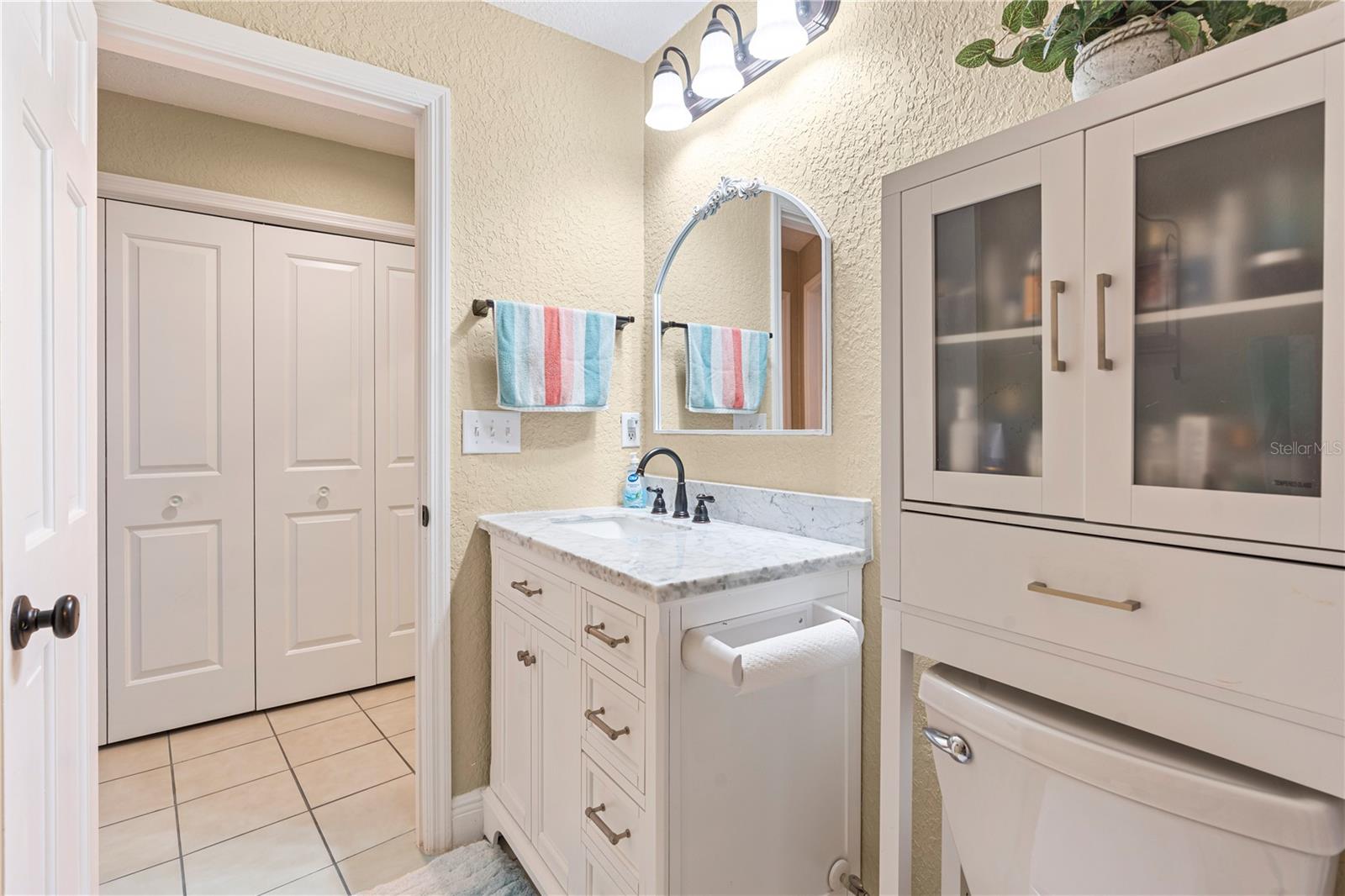 Image 28 of 80 For 1905 Country Club Court