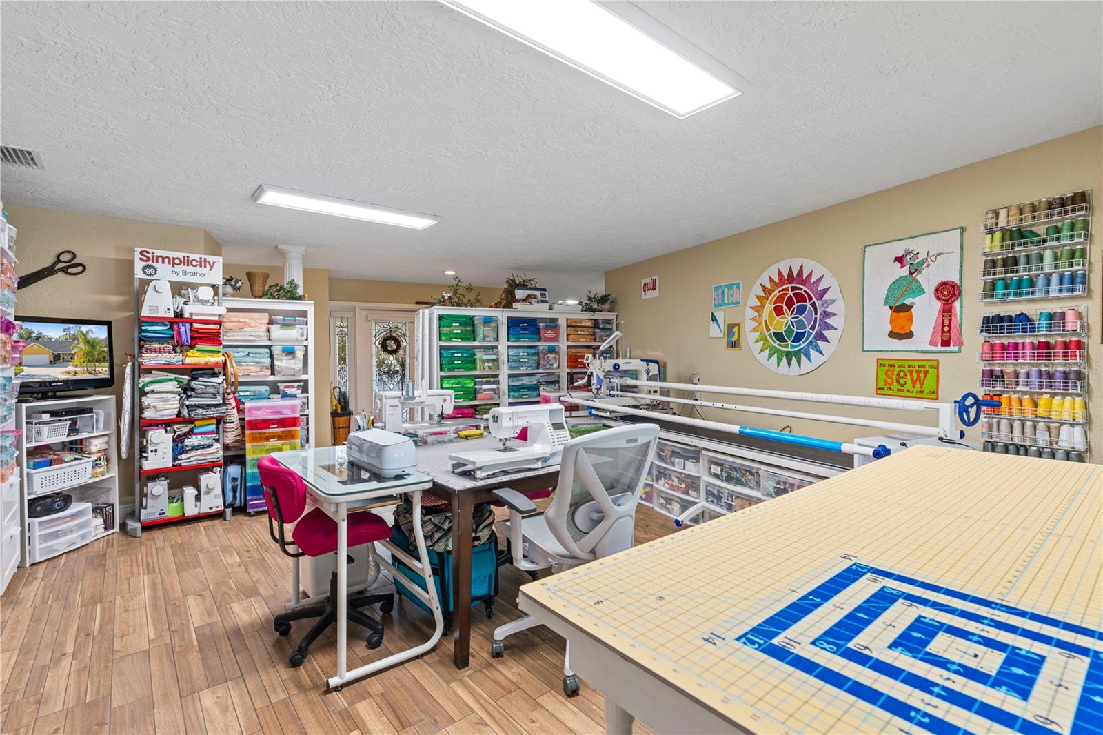 Image 44 of 80 For 1905 Country Club Court