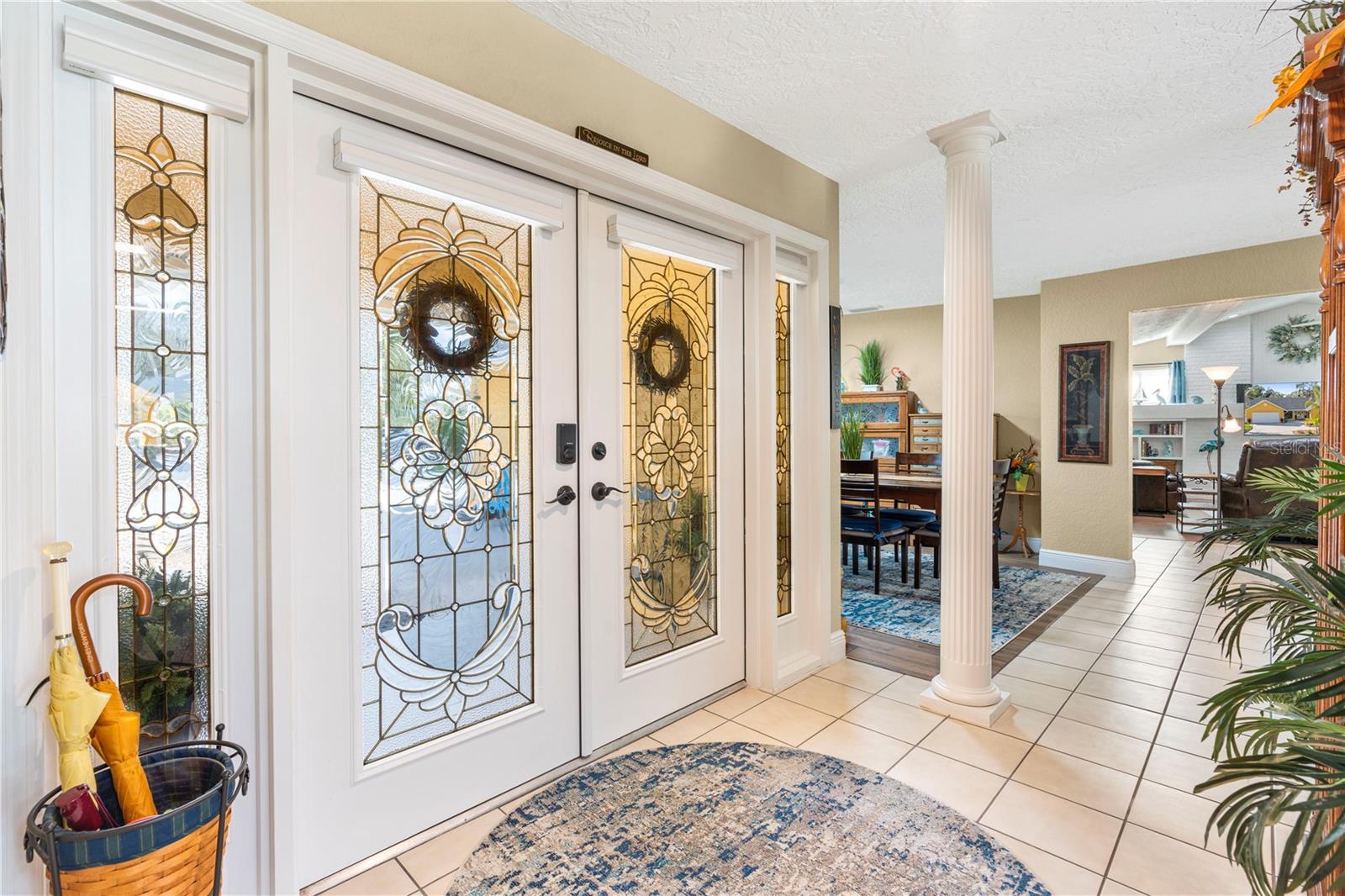 Image 7 of 80 For 1905 Country Club Court