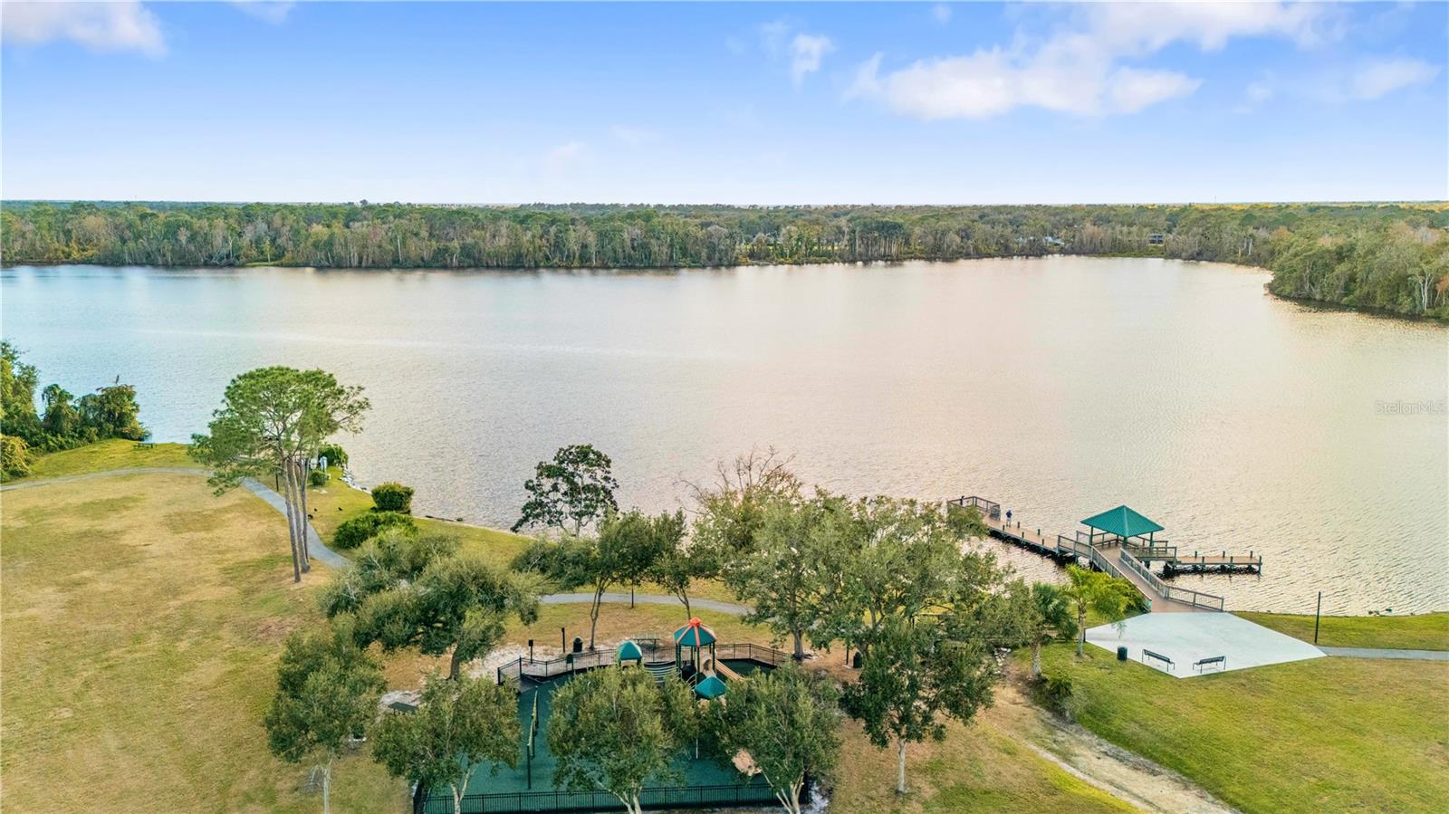 Image 76 of 80 For 1905 Country Club Court