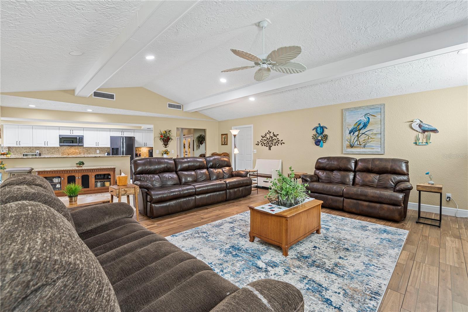 Image 9 of 80 For 1905 Country Club Court