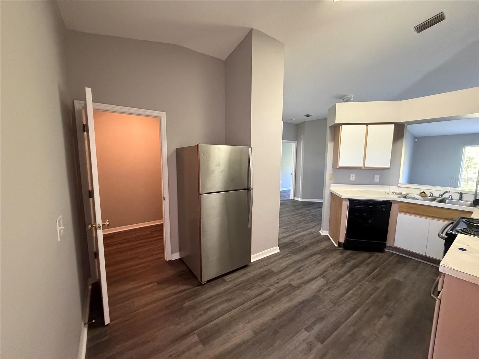 Image 14 of 19 For 11701 Brenford Crest Drive