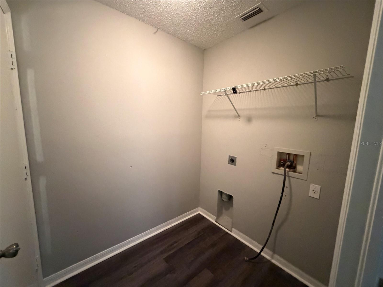 Image 15 of 19 For 11701 Brenford Crest Drive