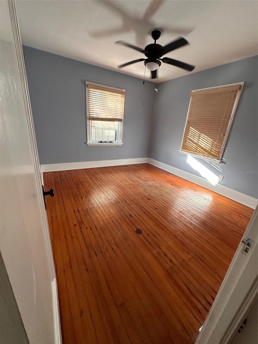 Image 10 of 19 For 4101 4th Street S