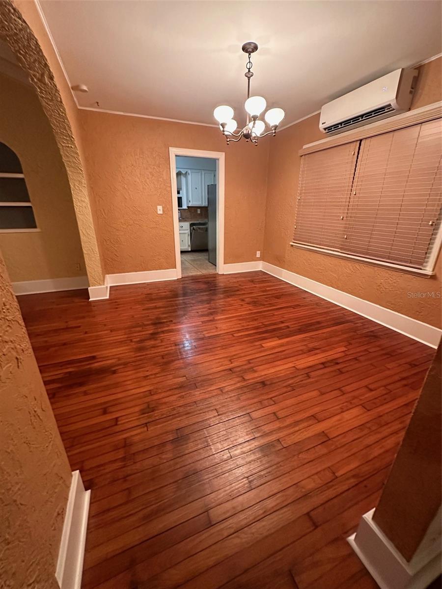 Image 5 of 19 For 4101 4th Street S