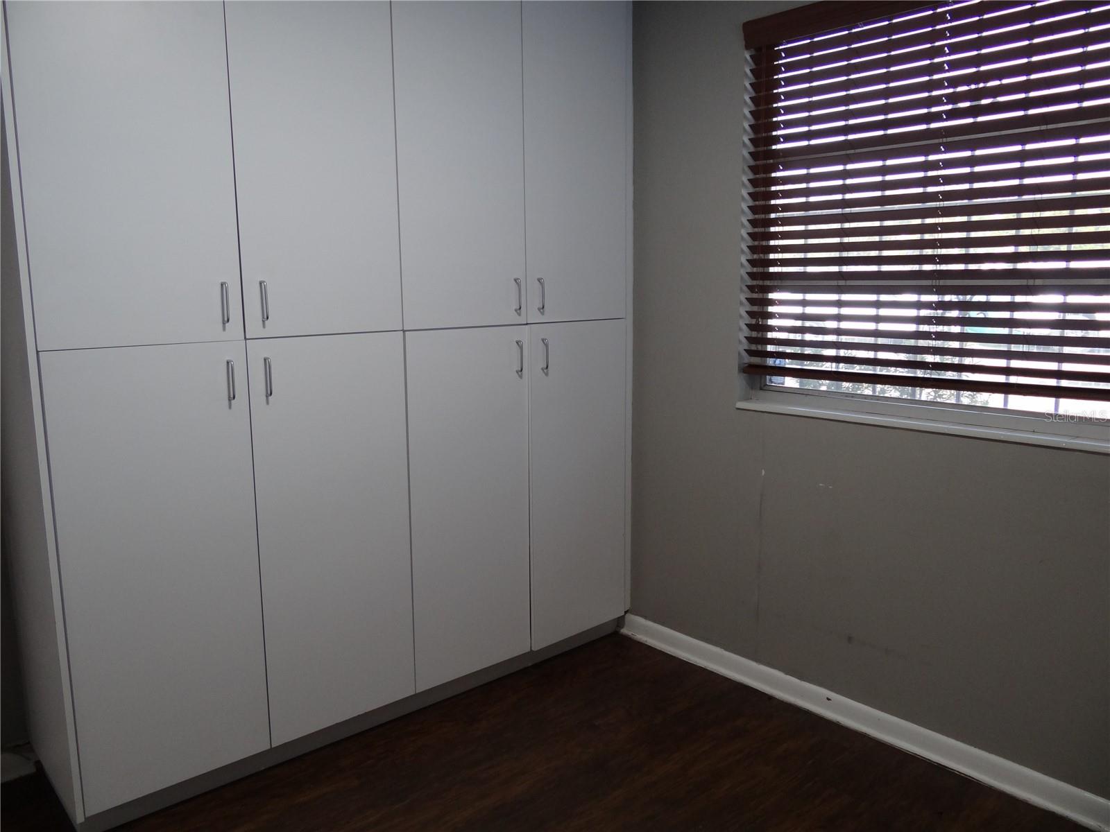 Image 21 of 37 For 3863 Central Avenue